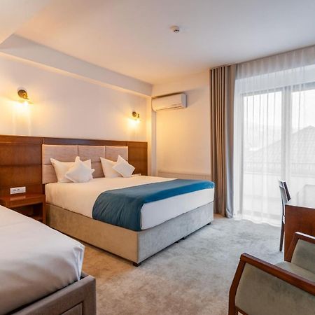 Hotel Buchenland Gura Humorului Luaran gambar