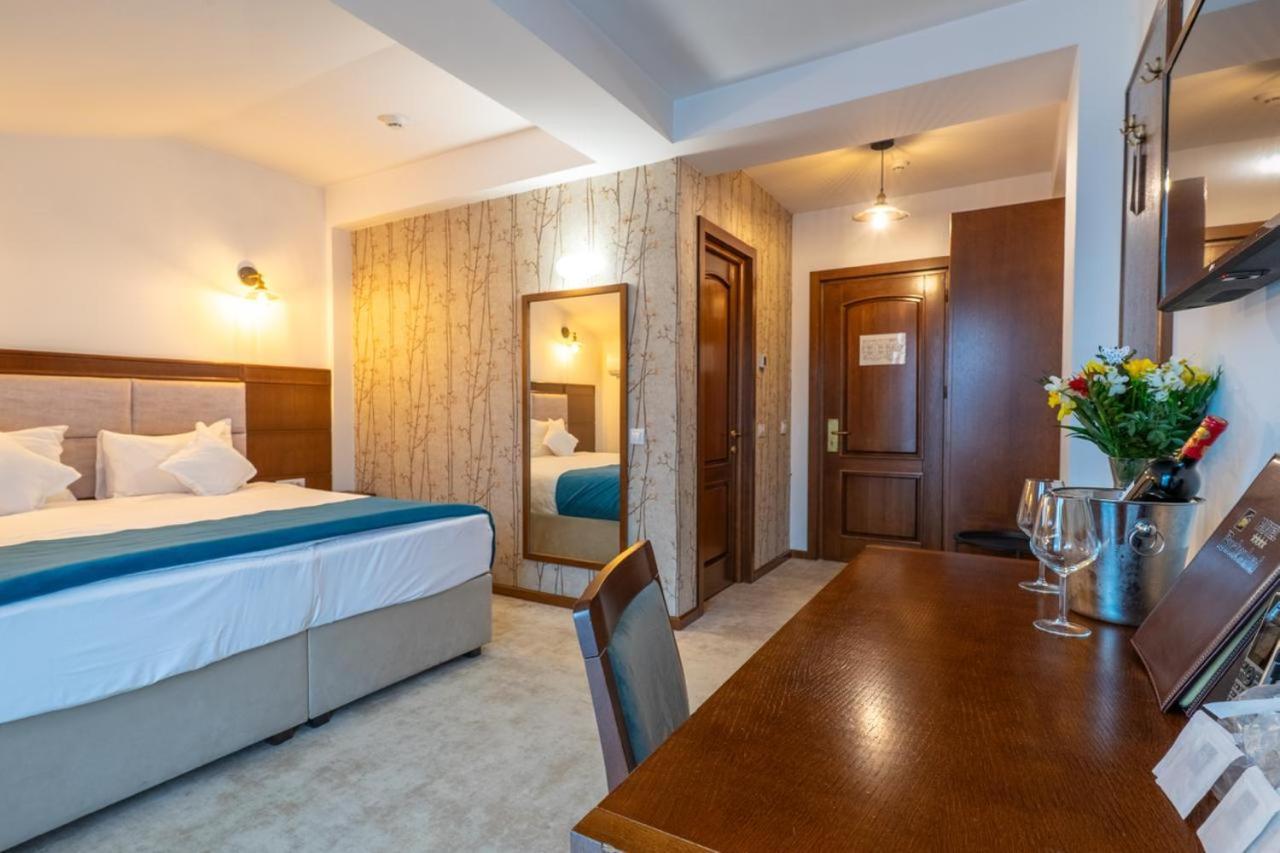 Hotel Buchenland Gura Humorului Luaran gambar