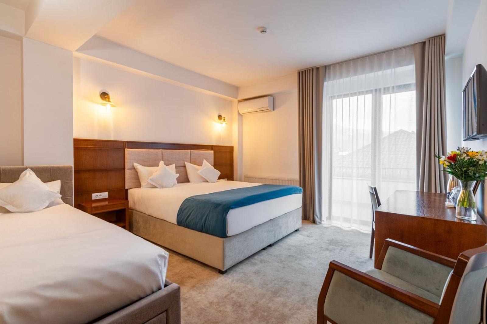 Hotel Buchenland Gura Humorului Luaran gambar